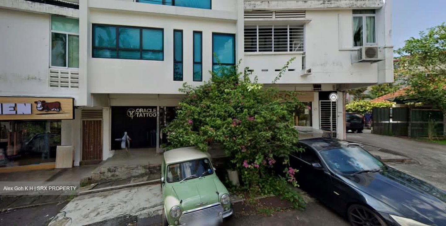 Adelphi Park Estate (D20), Retail #556550961